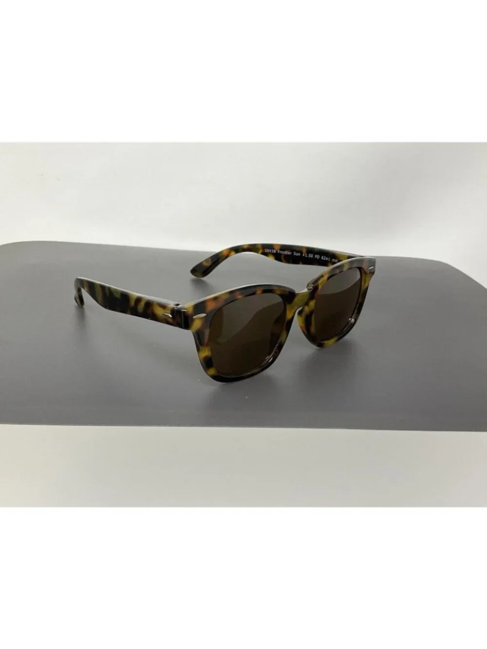 Peepers 2893 Frontier Sun Reading Sunglasses glasses +1.50